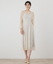 ペイズリーフラワー刺繍ワンピース