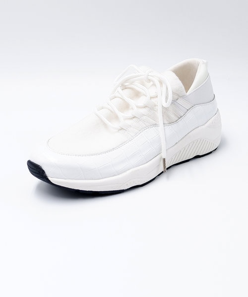 MIO NOTIS/ミオノティス】ハイテクスニーカー｜エスメラルダの通販