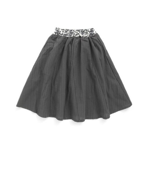 切り換えボリュームスカート