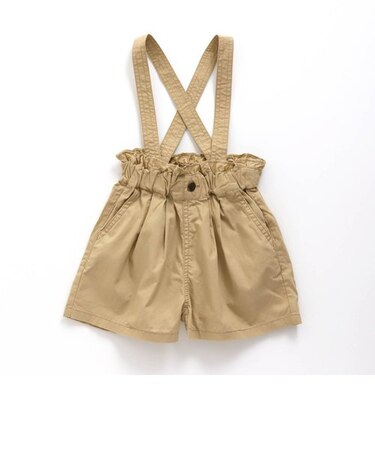 サスペンダー付きフリルショートパンツ   ショート丈