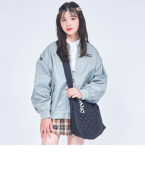 チャーム付きキルトショルダー