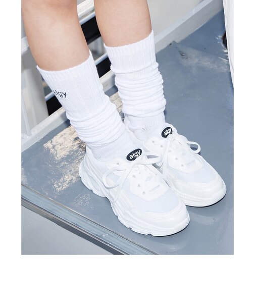 ワンポイントロゴロングルーズソックス