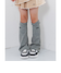 グレー