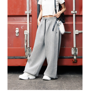 ボリュームスウェットパンツ