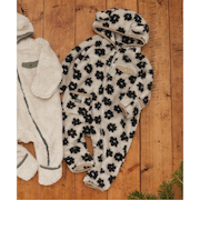 ファーフリースジャンプスーツ