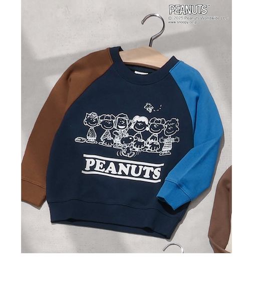 PEANUTSコラボ ラグラントレーナー