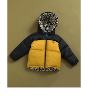 中綿ボアリバーシブルブルゾン