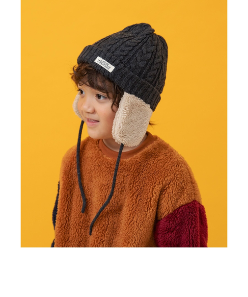 耳付きケーブルニット帽