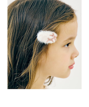 ファーリボンヘアクリップ