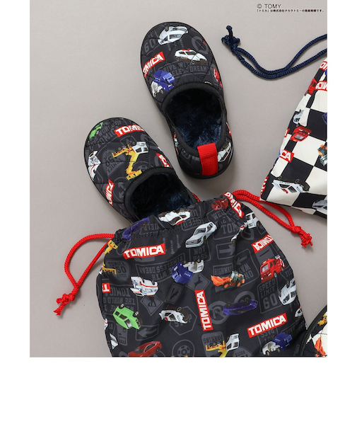 TOMICA×BREEZE 総柄キルトシューズ