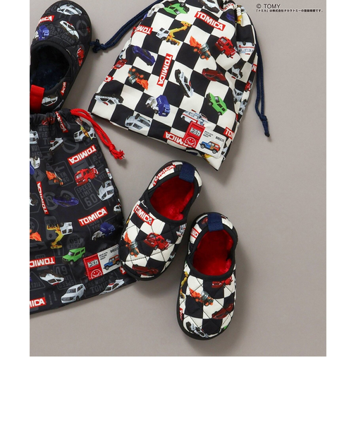 TOMICA×BREEZE 総柄キルトシューズ