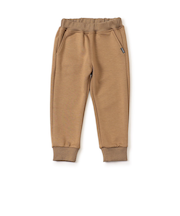 シュッと見えパンツ