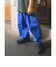 ブルー