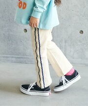 WEB限定 なみなみラインフレアパンツ 10分丈