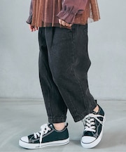 WEB限定 ゆったりタックデニムパンツ