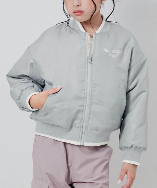 リバーシブルブルゾン