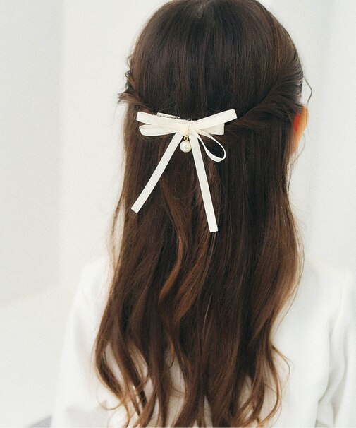 リボンヘアクリップ