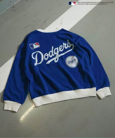 WEB限定 【MLB】バックプリントBIGロゴトレーナー(オトナ)