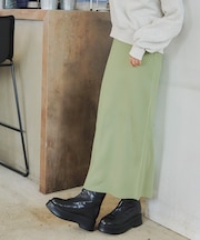 スリットタイトニットスカート