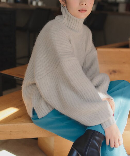 ボリュームゆるニット