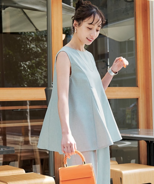 リネンライクフレアシルエットノースリーブブラウス