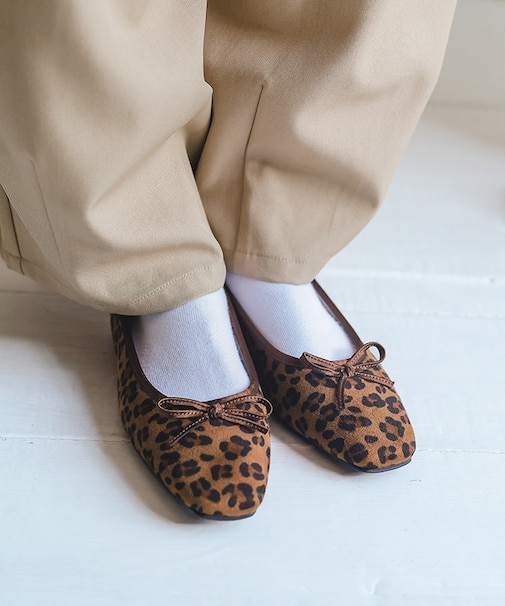 ソフトスクエアトゥリボンバレエシューズ