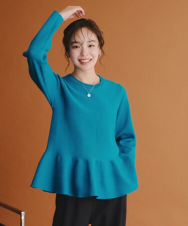 ペプラムニットトップス