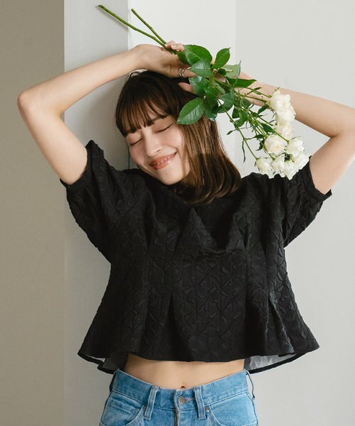 ペプラムトップス/Iラインスカートセット｜ティティベイトの通販