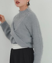 フェザーリブニット