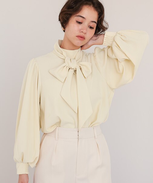 リボンボウタイブラウス