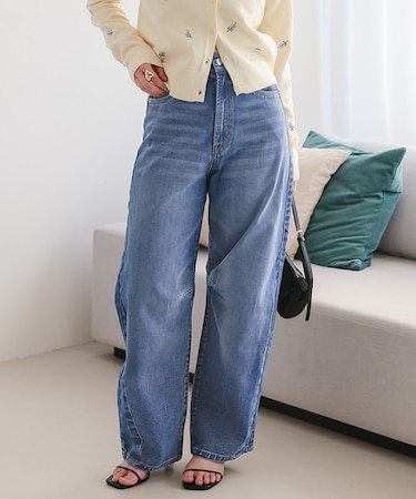 カーブラインデニムパンツ