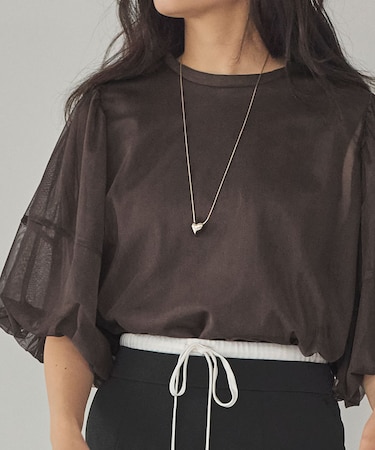 パフスリーブチュールレイヤードトップス