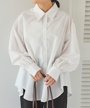 バックシャーリングシャツ