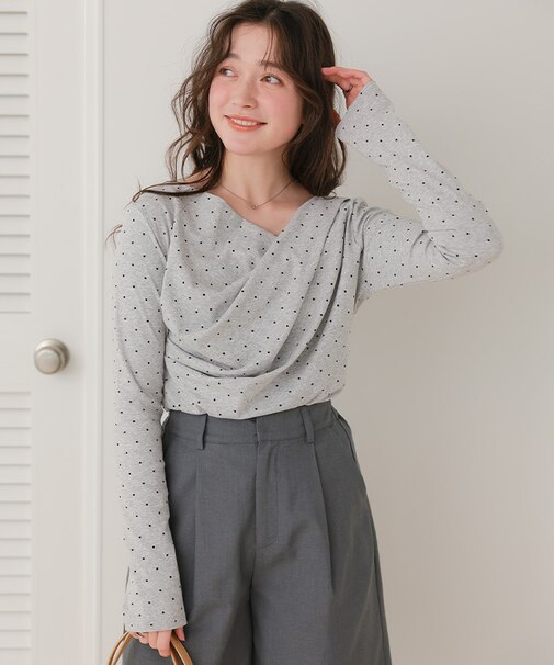 オフショルダーロングスリーブTシャツ