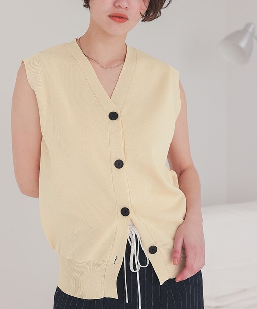 ベーシックフロント釦ニットベスト