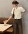 アイボリー