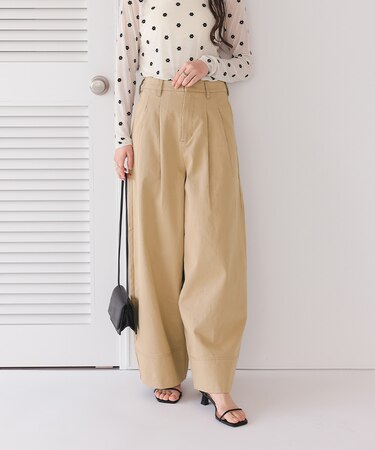 ツータックバレルパンツ