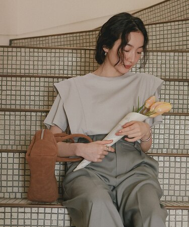 汗染み防止ラッフルスリーブTシャツ