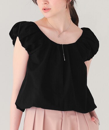 クロップドバルーンシルエットトップス