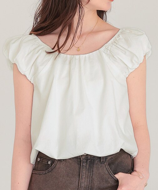 クロップドバルーンシルエットトップス