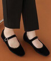 スクエアトゥバレエシューズ