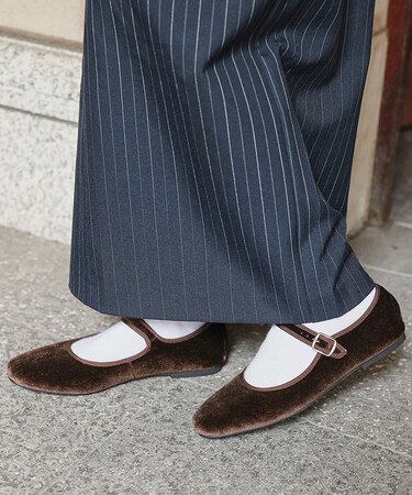 スクエアトゥバレエシューズ