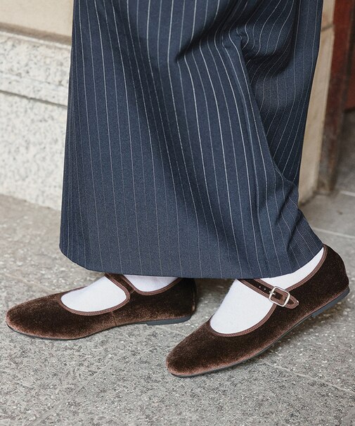 スクエアトゥバレエシューズ