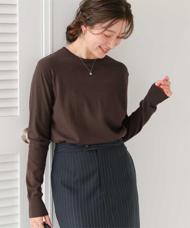 なめらか手触りカシミヤタッチクルーネックニット