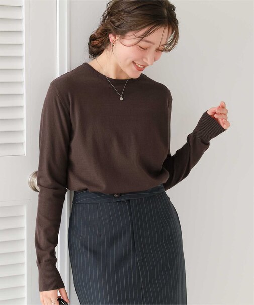 なめらか手触りカシミヤタッチクルーネックニット