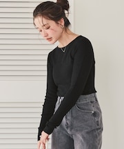チクチクしないウールブレンドボートネックリブニット