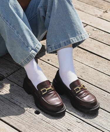 厚底ビット付きローファー