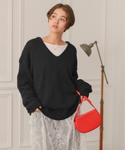 ルーズ深Vネックニットプルオーバー