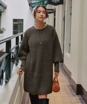ボリュームスリーブニットミニワンピース