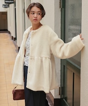 ペプラムギャザーデザインボアアウター